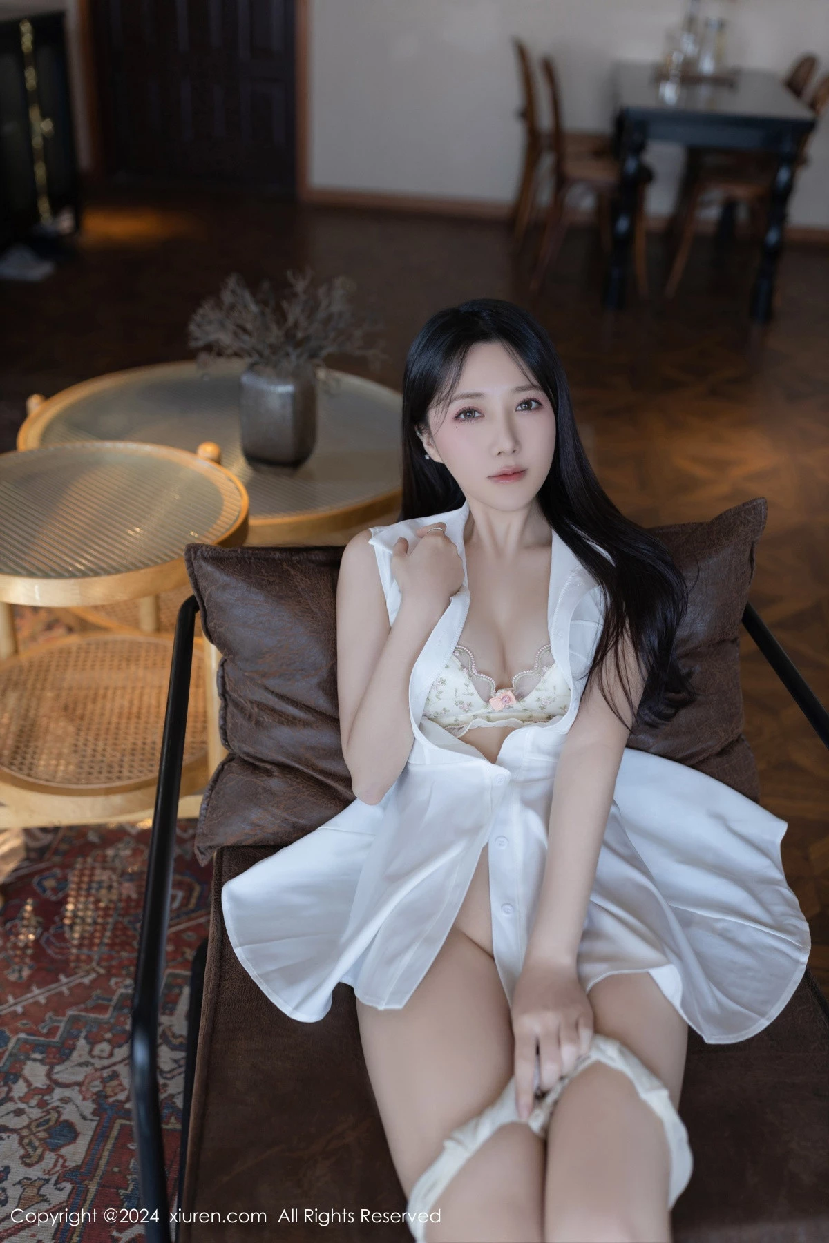 [秀人网] 2024.03.29 No.8315 鱼子酱Fish 丝袜美腿  第70张