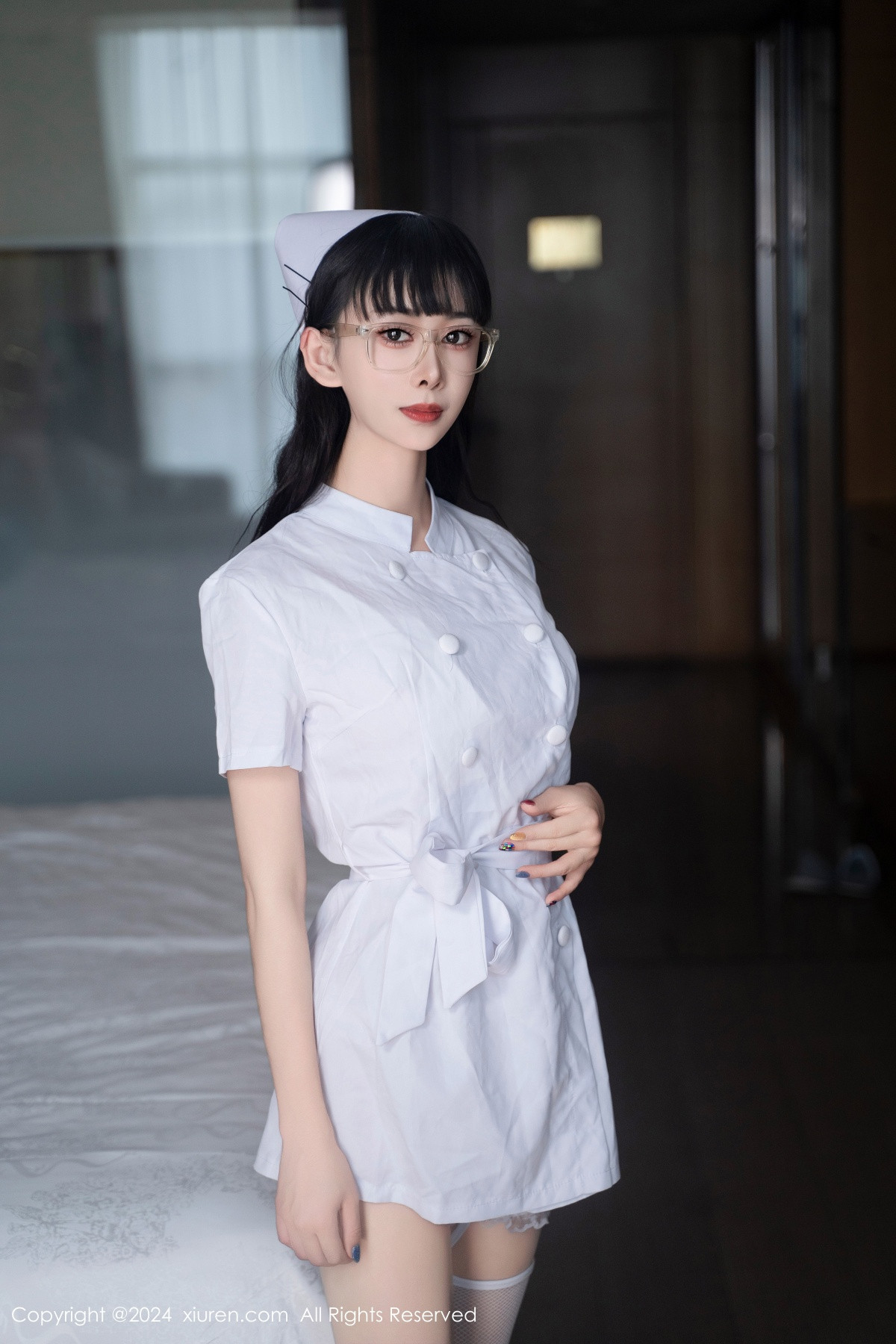 [秀人网] 2024.08.28 No.9077 宝宝甜 美腿丝袜  第6张