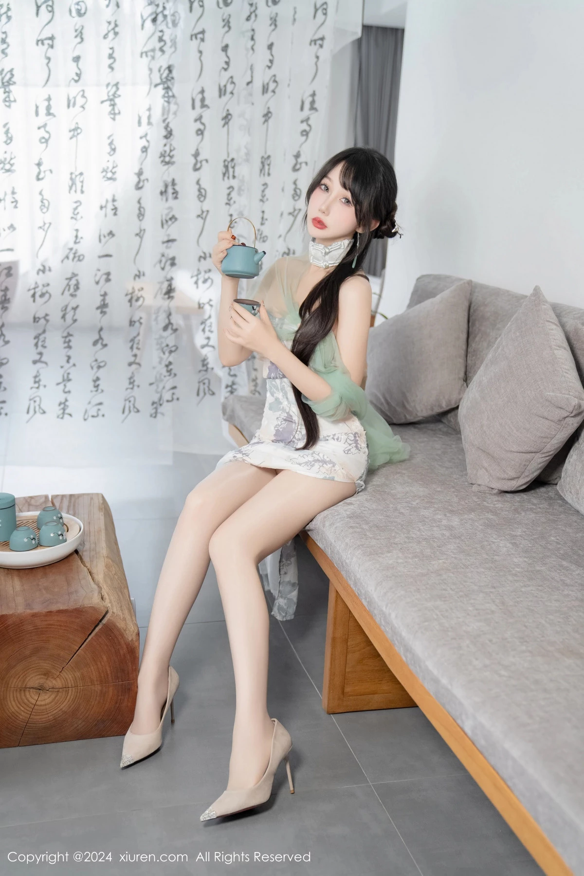 [秀人网] 2024.04.25 No.8448 波巧酱 美腿性感  第55张