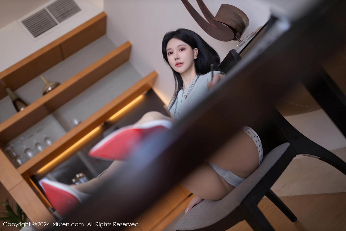[秀人网] 2024.06.28 No.8774 幼幼 肉丝美腿  第8张
