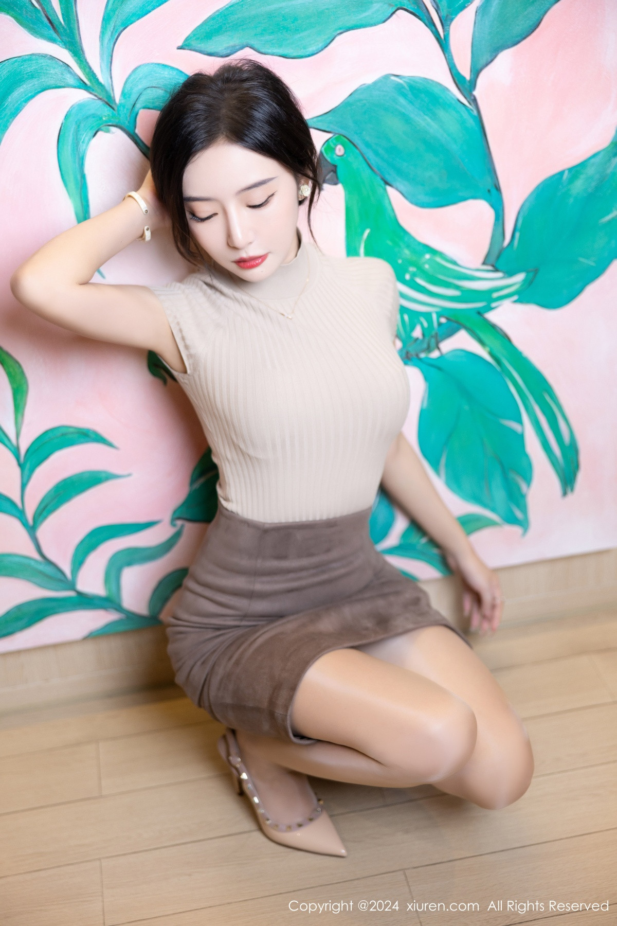 [秀人网] 2024.06.21 No.8741 王馨瑶yanni 丝袜美腿  第26张