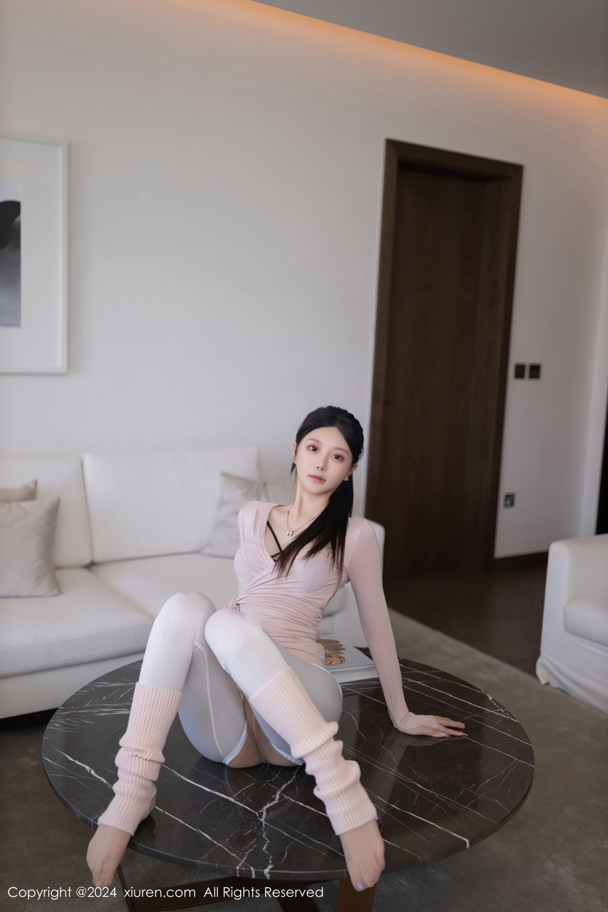 [秀人网] 2024.06.14 No.8705 幼幼 丝袜美腿  第27张
