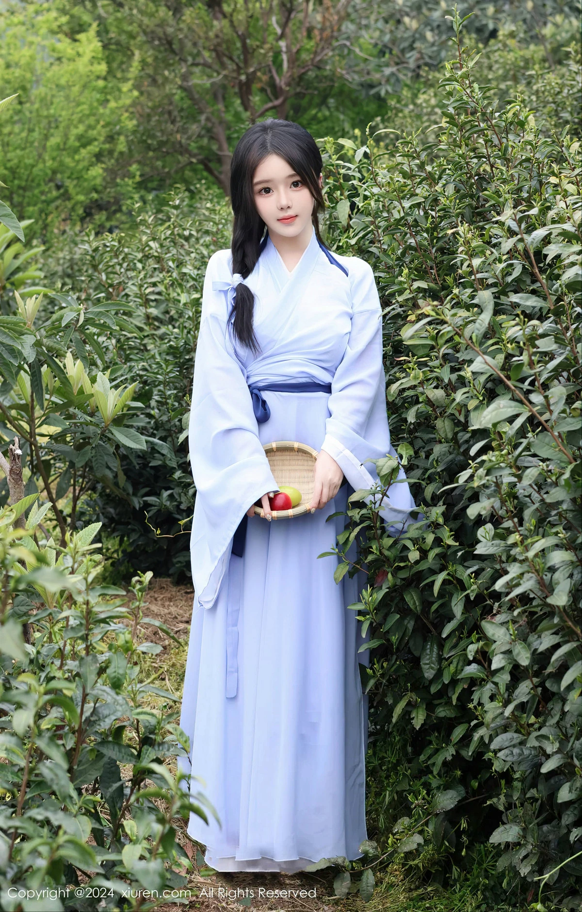 [秀人网] 2024.04.12 No.8386 小薯条nienie 美臀性感  第15张