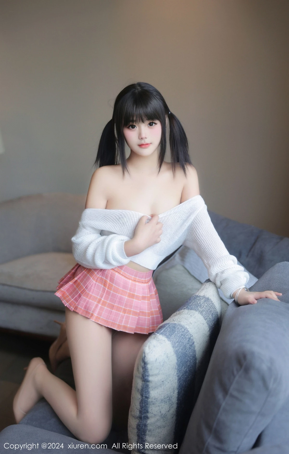 [秀人网] 2024.04.17 No.8404 徐若兮 新人美腿  第4张
