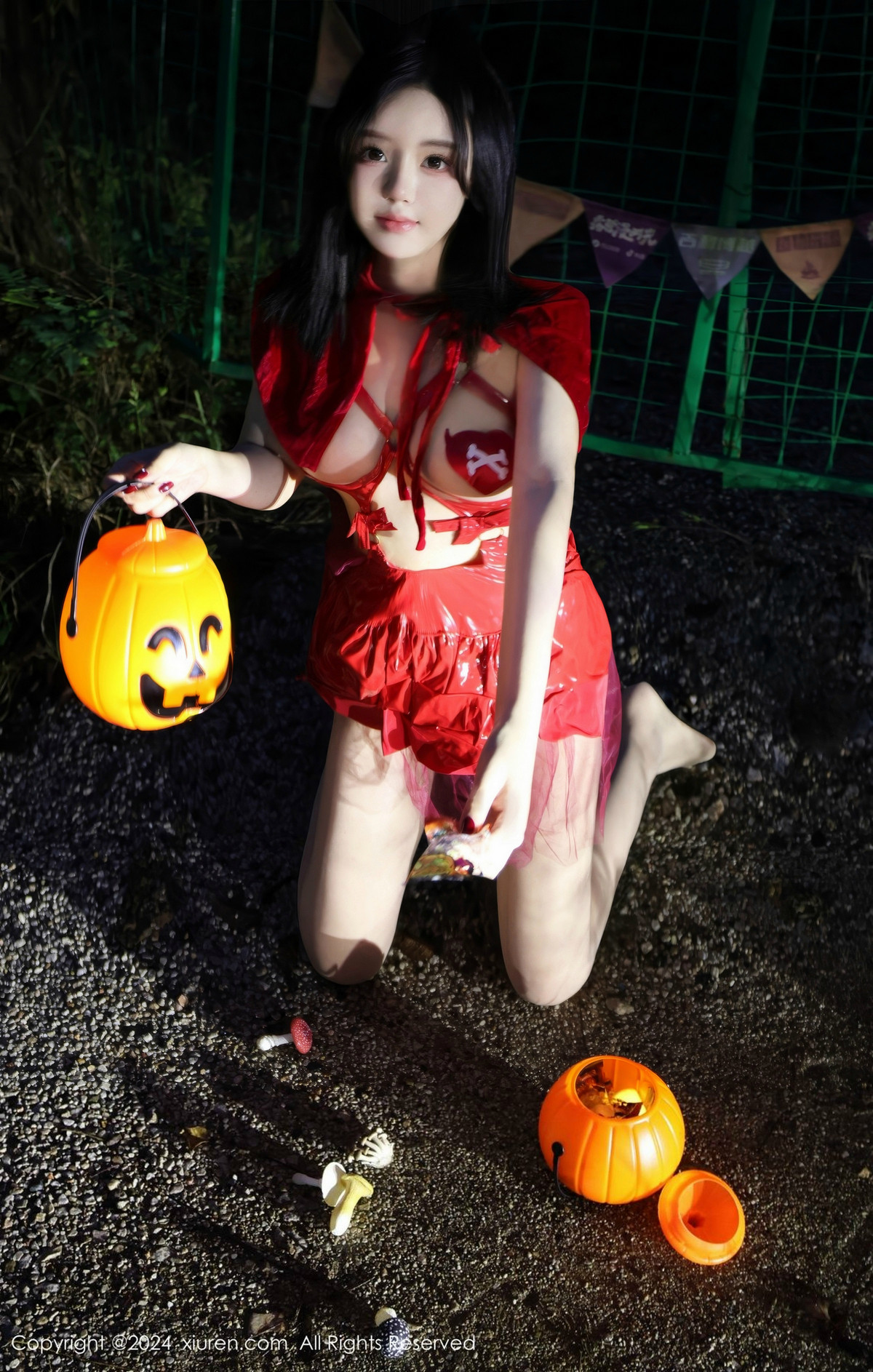 [秀人网] 2024.10.31 No.9376 小薯条nienie 丝袜美腿  第5张