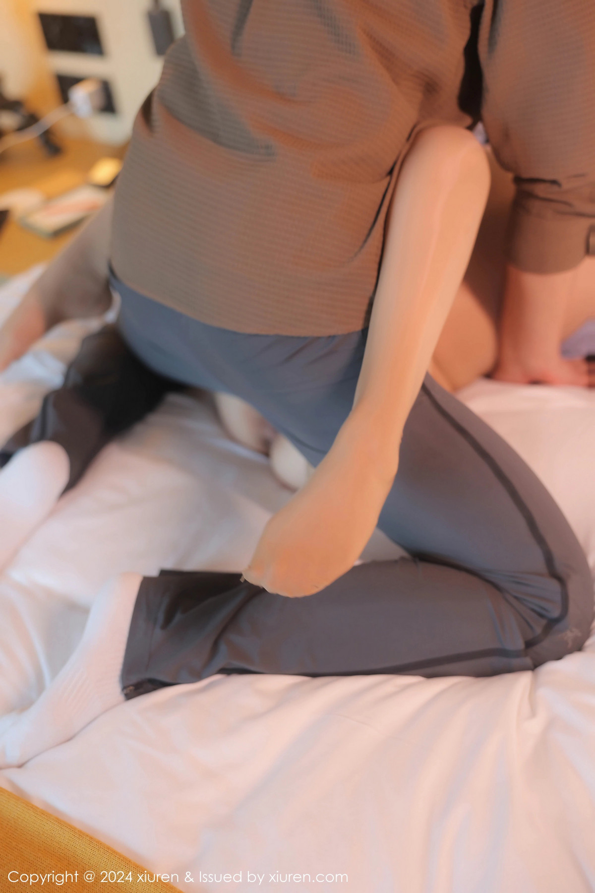 [秀人网] 2024.11.08 No.9416 麻布学妹 美腿 丝袜  第37张