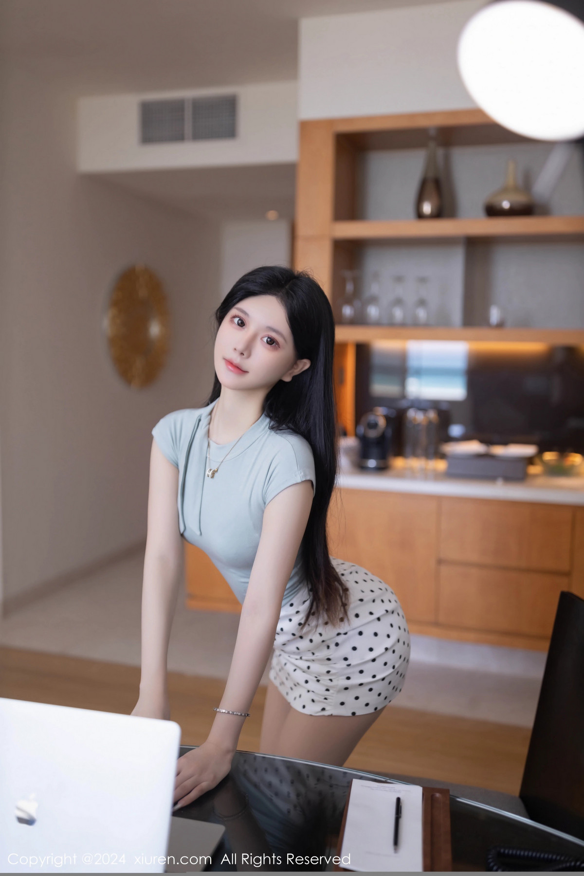 [秀人网] 2024.06.28 No.8774 幼幼 肉丝美腿  第6张