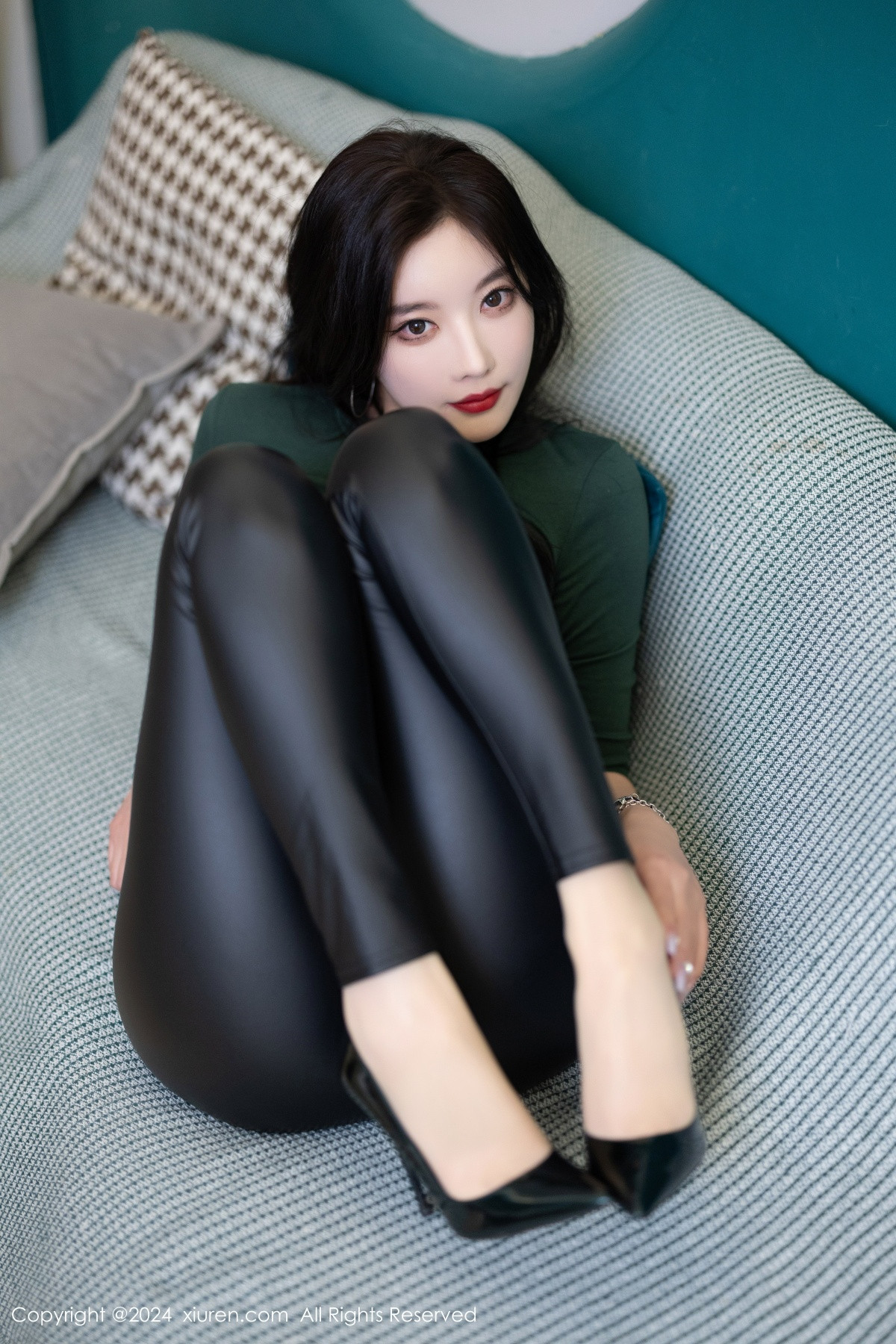 [秀人网] 2024.06.14 No.8707 杨晨晨Yome 丝袜美腿  第43张