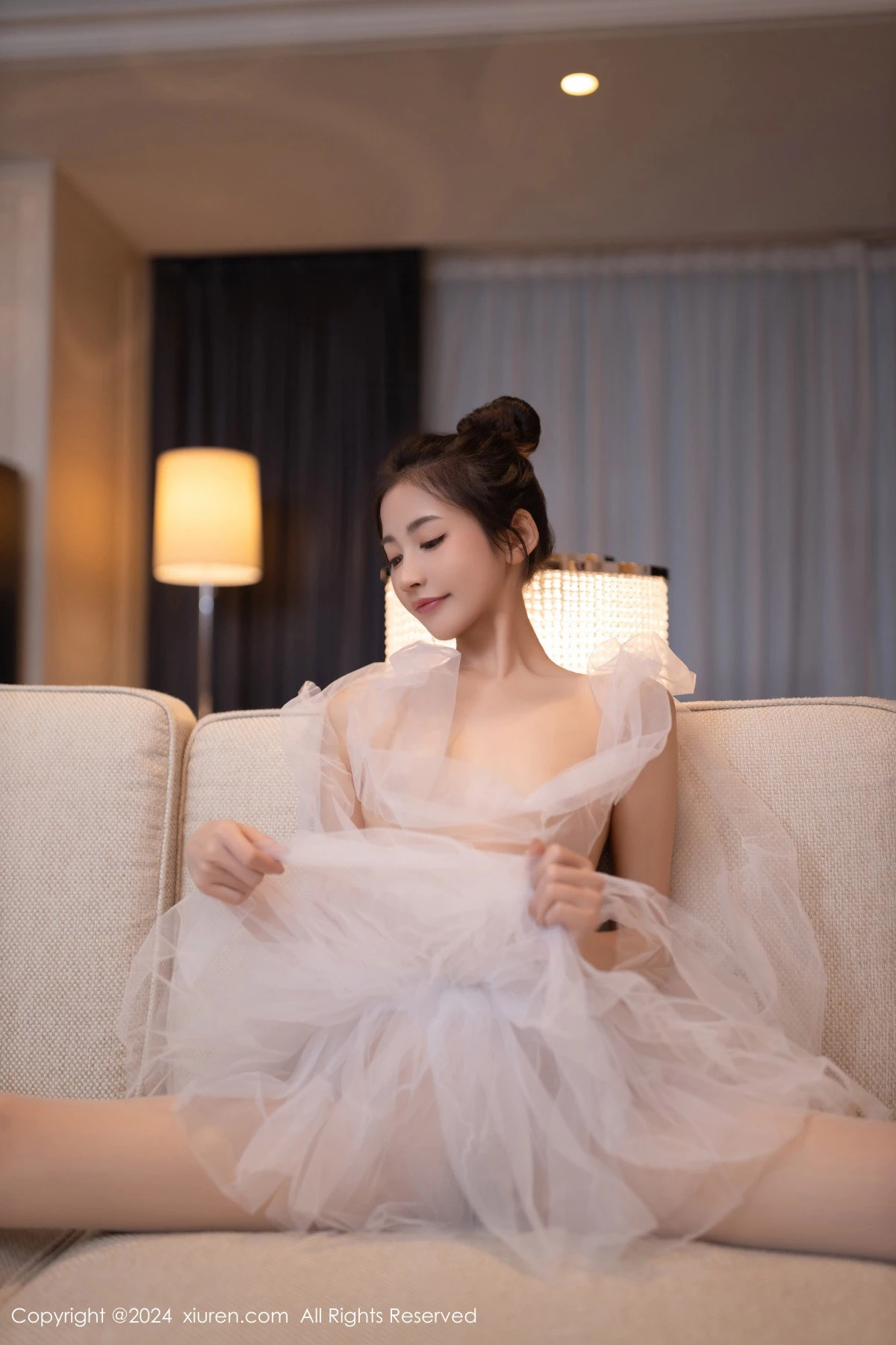 [秀人网] 2024.06.05 No.8657 鱼尾fish 丝袜美腿  第48张