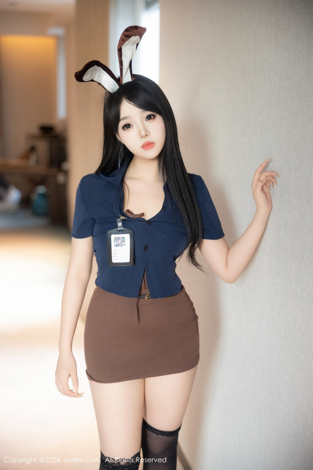 [秀人网] 2024.08.29 No.9083 黎秋秋 美腿黑丝  第16张