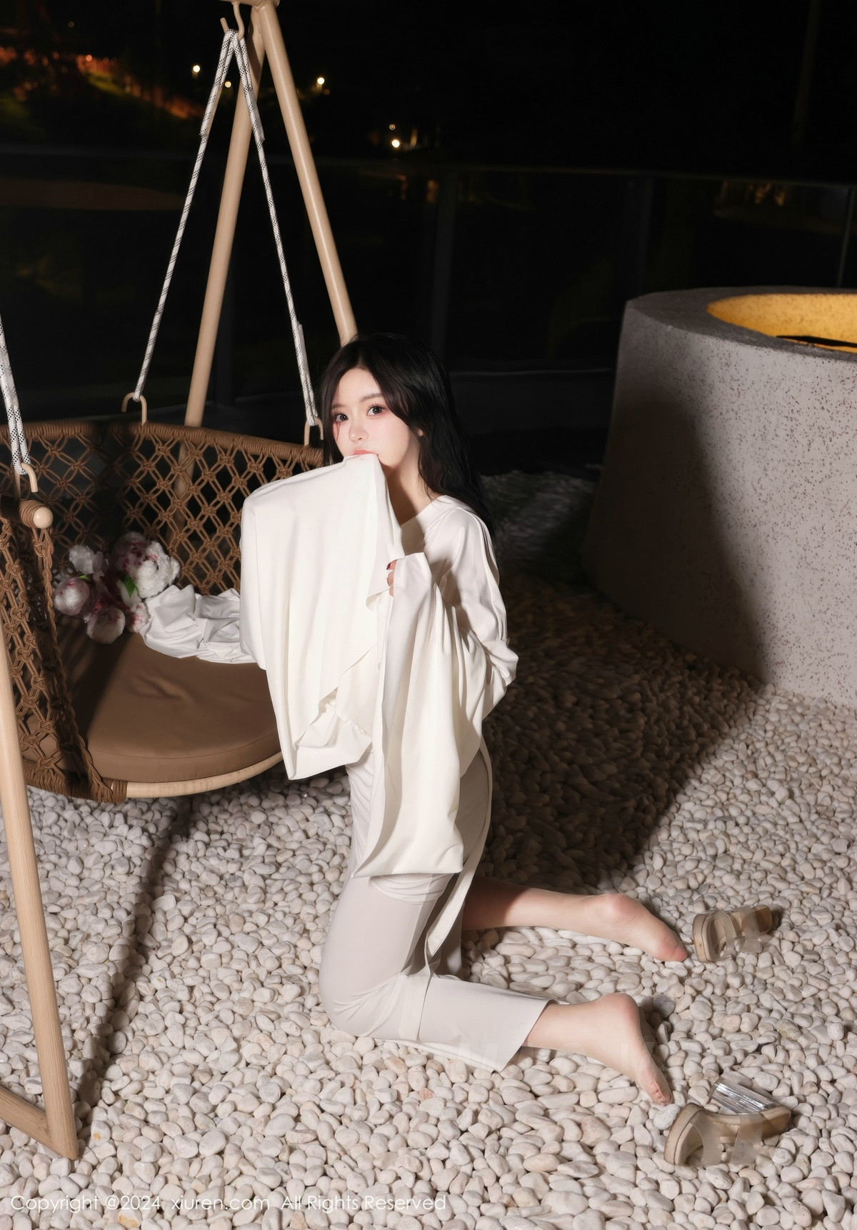 [秀人网] 2024.10.31 No.9376 小薯条nienie 丝袜美腿  第27张