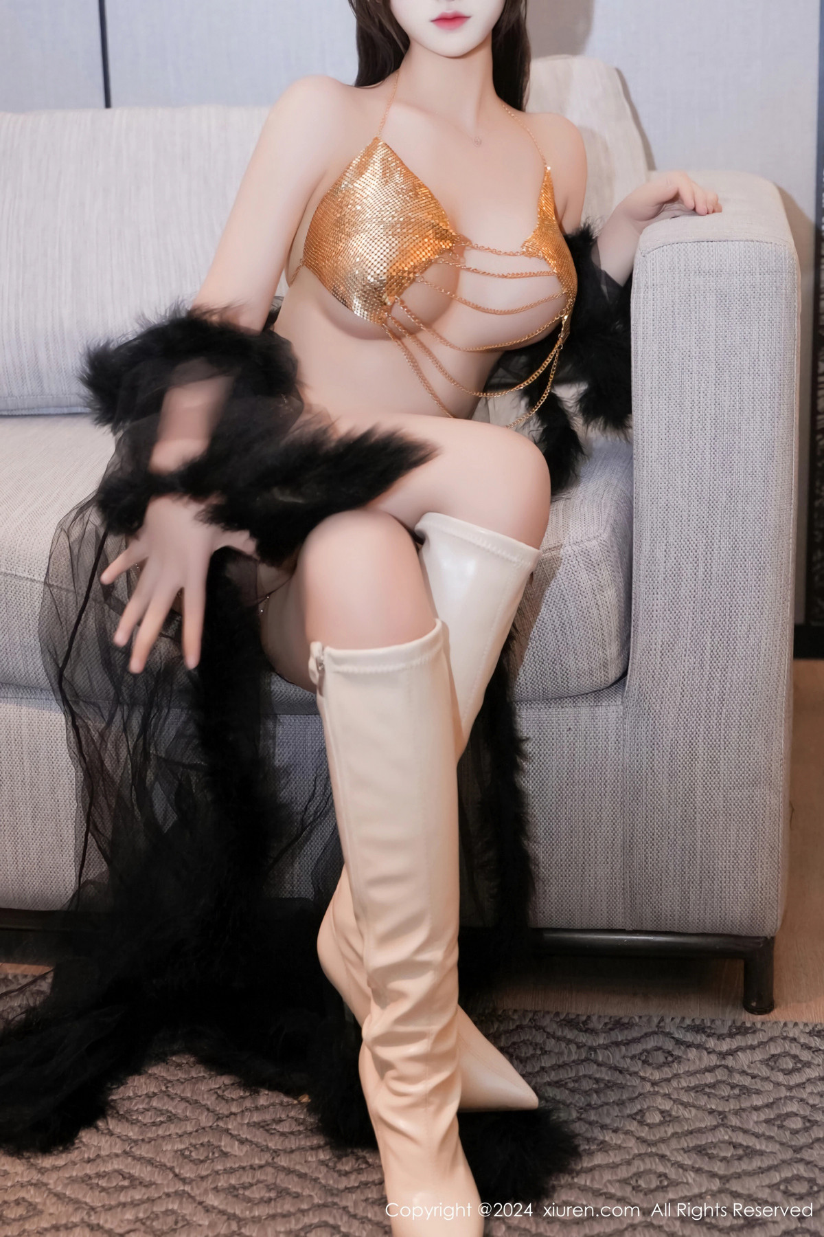 [秀人网] 2024.06.12 No.8686 奶茶味的包子 美腿性感  第37张