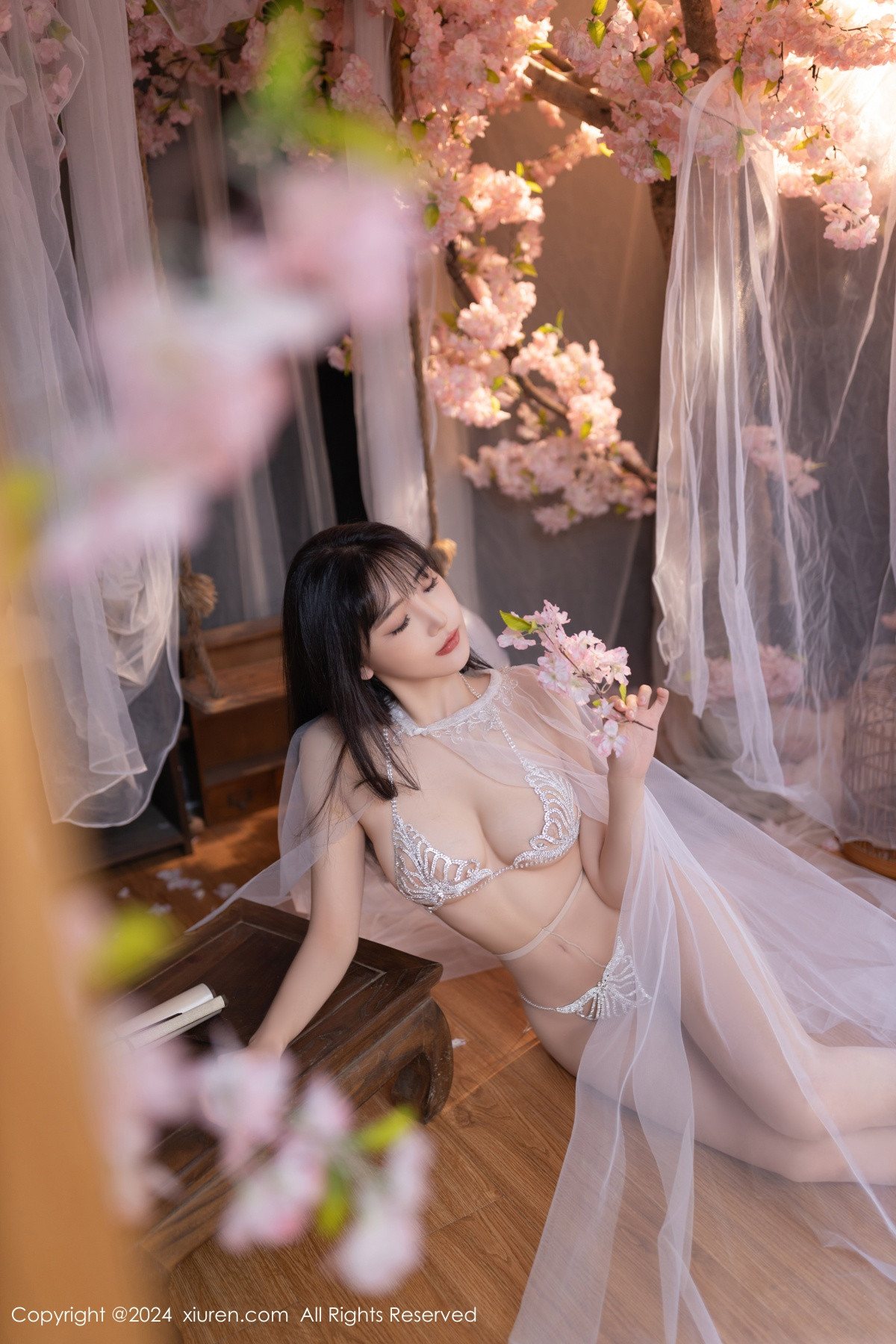 [秀人网] 2024.07.04 No.8807 陆萱萱 性感美腿  第24张