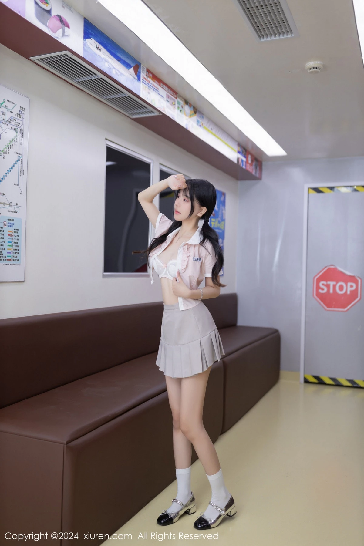 [秀人网] 2024.05.10 No.8515 幼幼 地铁美腿  第40张