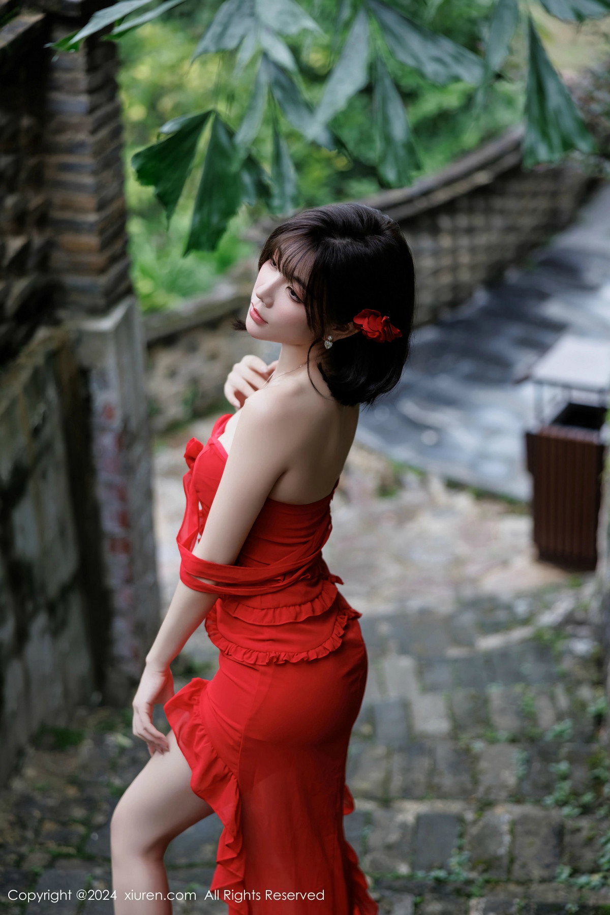 [秀人网] 2024.11.14 No.9449 徐莉芝Booty 黑丝美腿  第5张