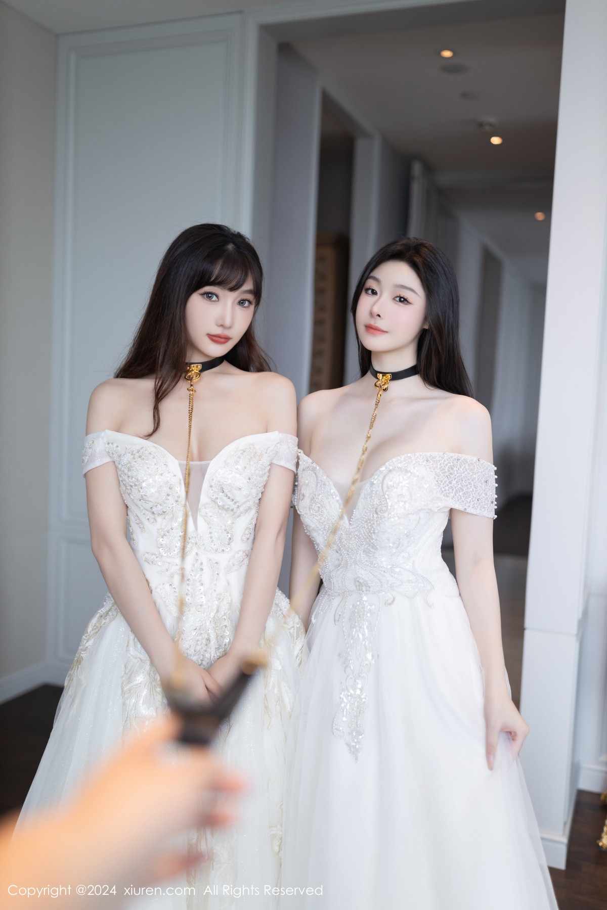 [秀人网] 2024.09.30 No.9240 小逗逗 丝袜美腿