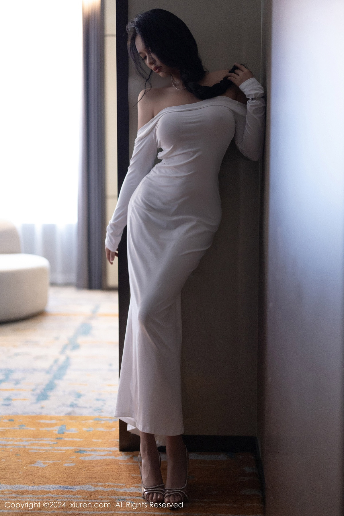 [秀人网] 2024.09.05 No.9115 娜比 黑丝美腿  第23张