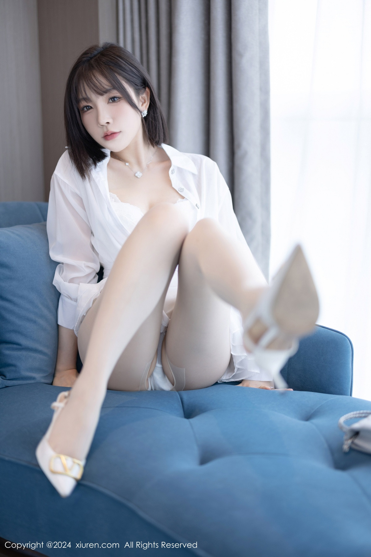 [秀人网] 2024.08.15 No.9020 徐莉芝Booty 丝袜美腿  第23张
