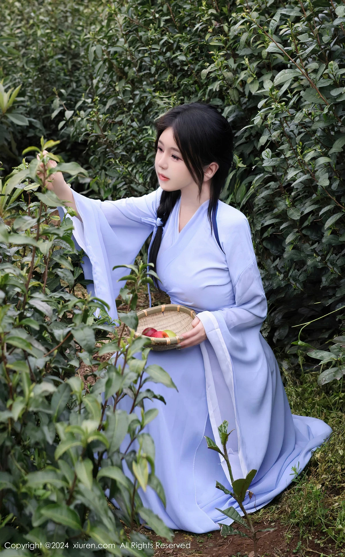 [秀人网] 2024.04.12 No.8386 小薯条nienie 美臀性感  第17张