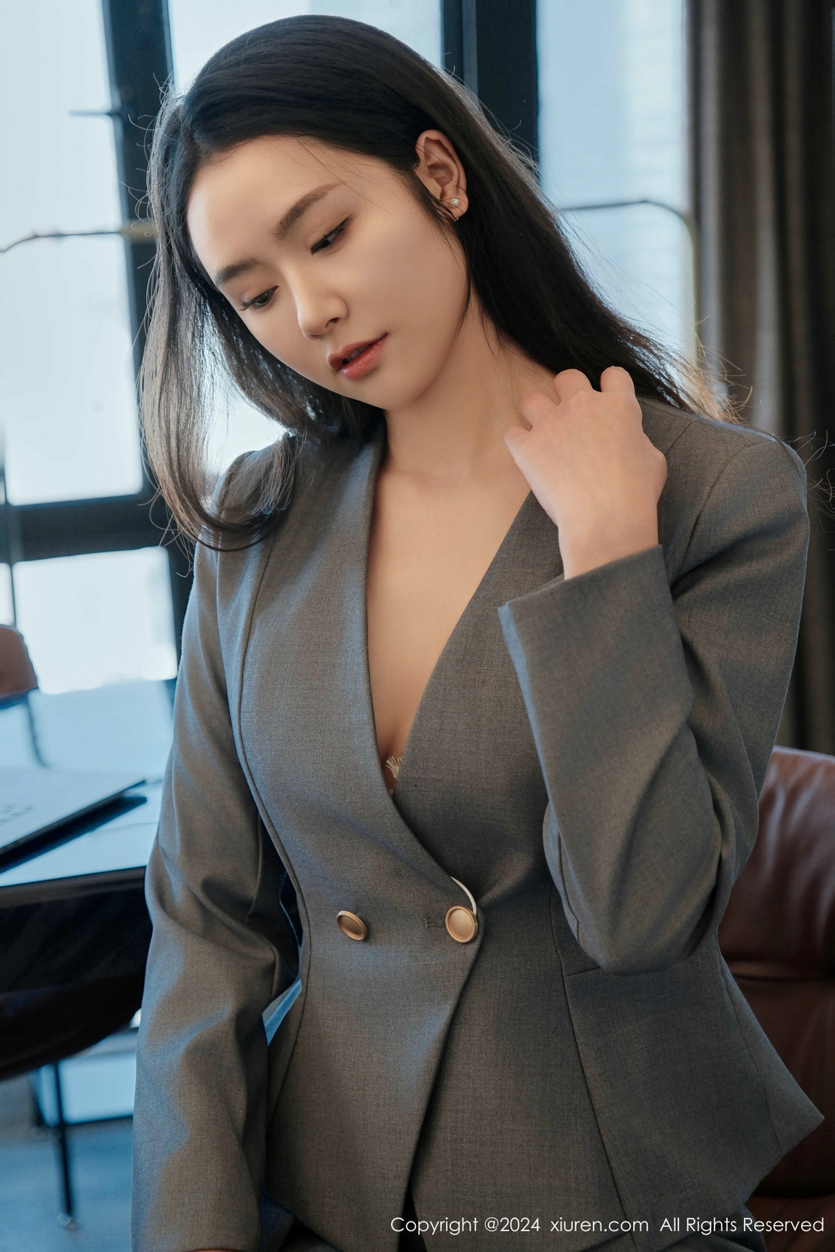 [秀人网] 2024.11.14 No.9444 方子萱 美腿黑丝  第20张