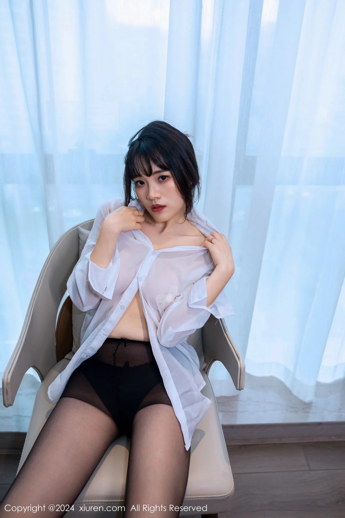 [秀人网] 2024.04.01 No.8320 唐安诺 黑丝美腿  第27张