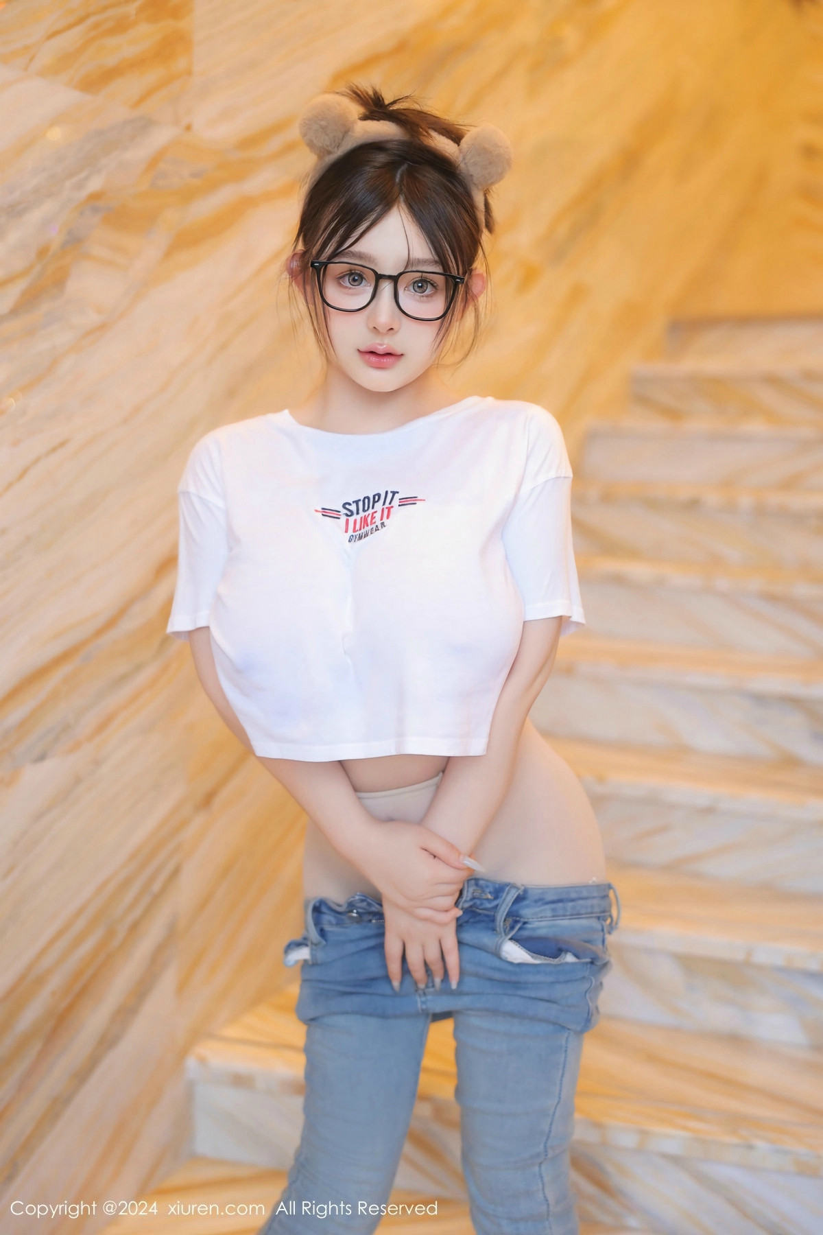 [秀人网] 2024.07.05 No.8809 娜娜子yy 翘臀美腿  第28张
