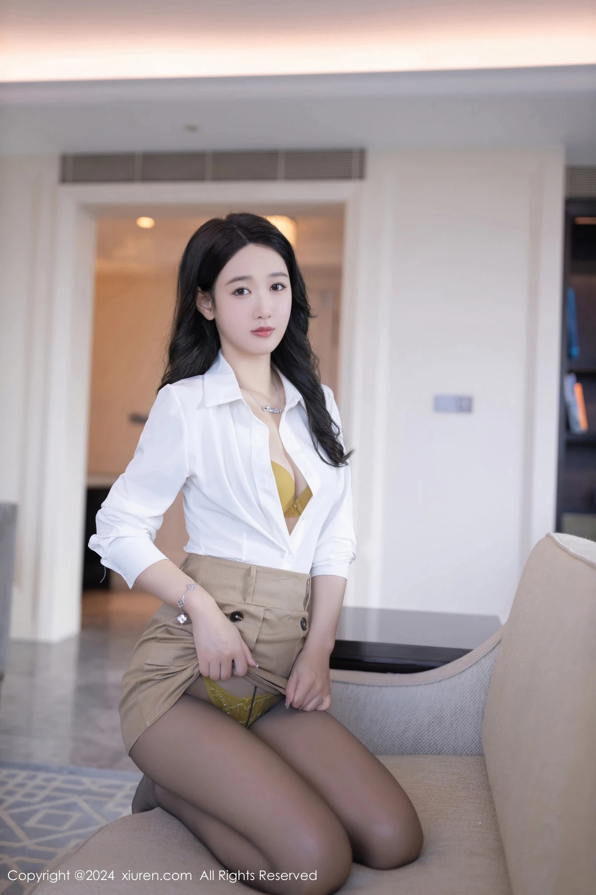 [秀人网] 2024.05.20 No.8571 唐安琪 黑丝美腿  第10张