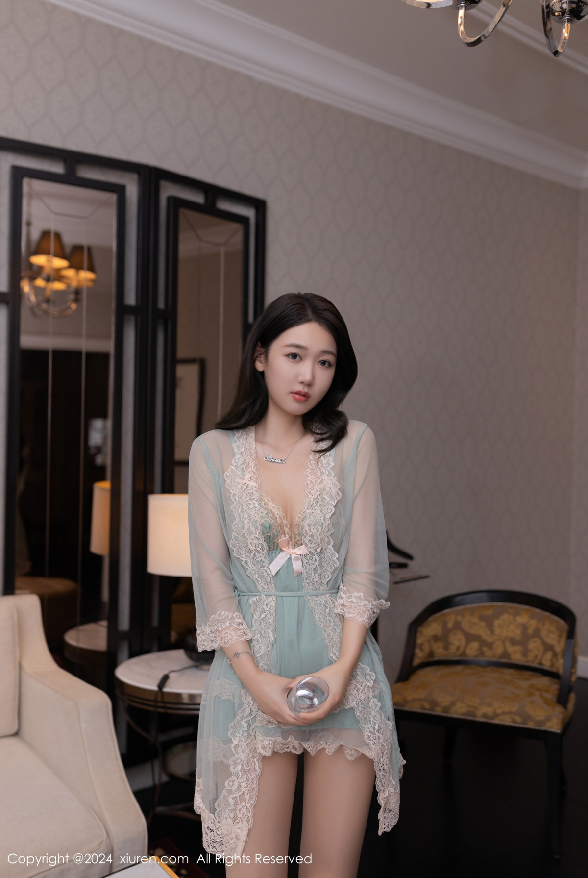 [秀人网] 2024.08.26 No.9069 唐安琪 丝袜美腿  第6张