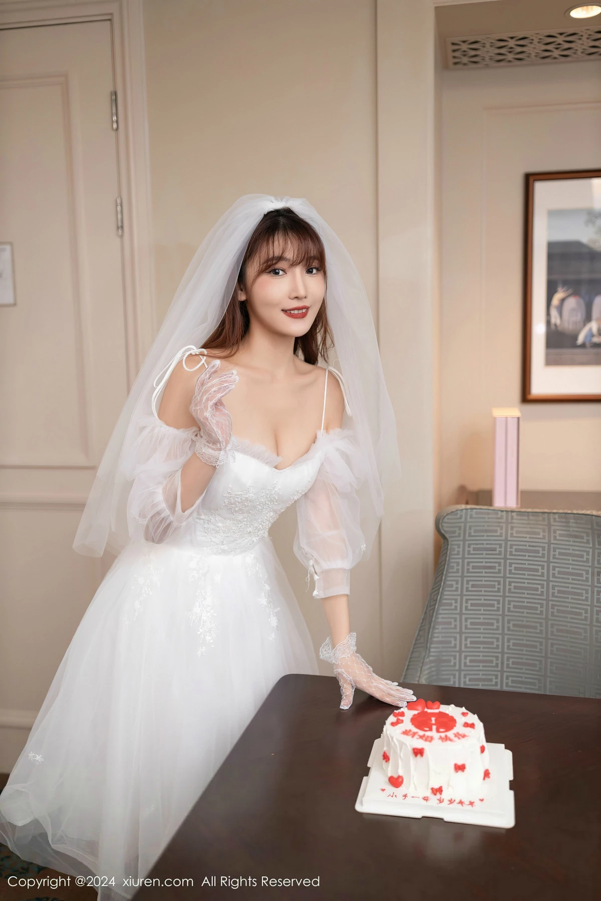 [秀人网] 2024.04.18 No.8418 陆萱萱 丝袜美腿  第3张