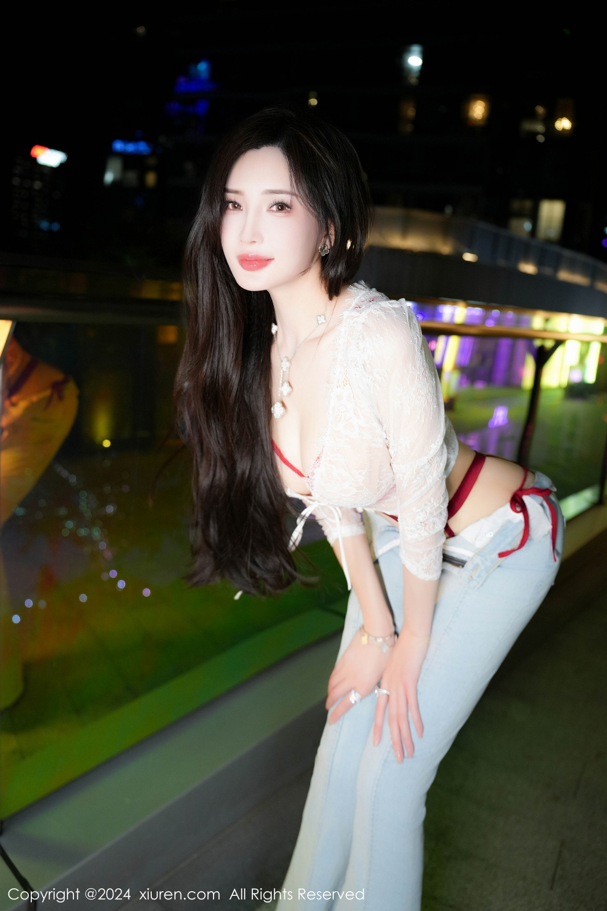 [秀人网] 2024.07.12 No.8846 Carol周妍希X 牛仔裤美腿  第22张