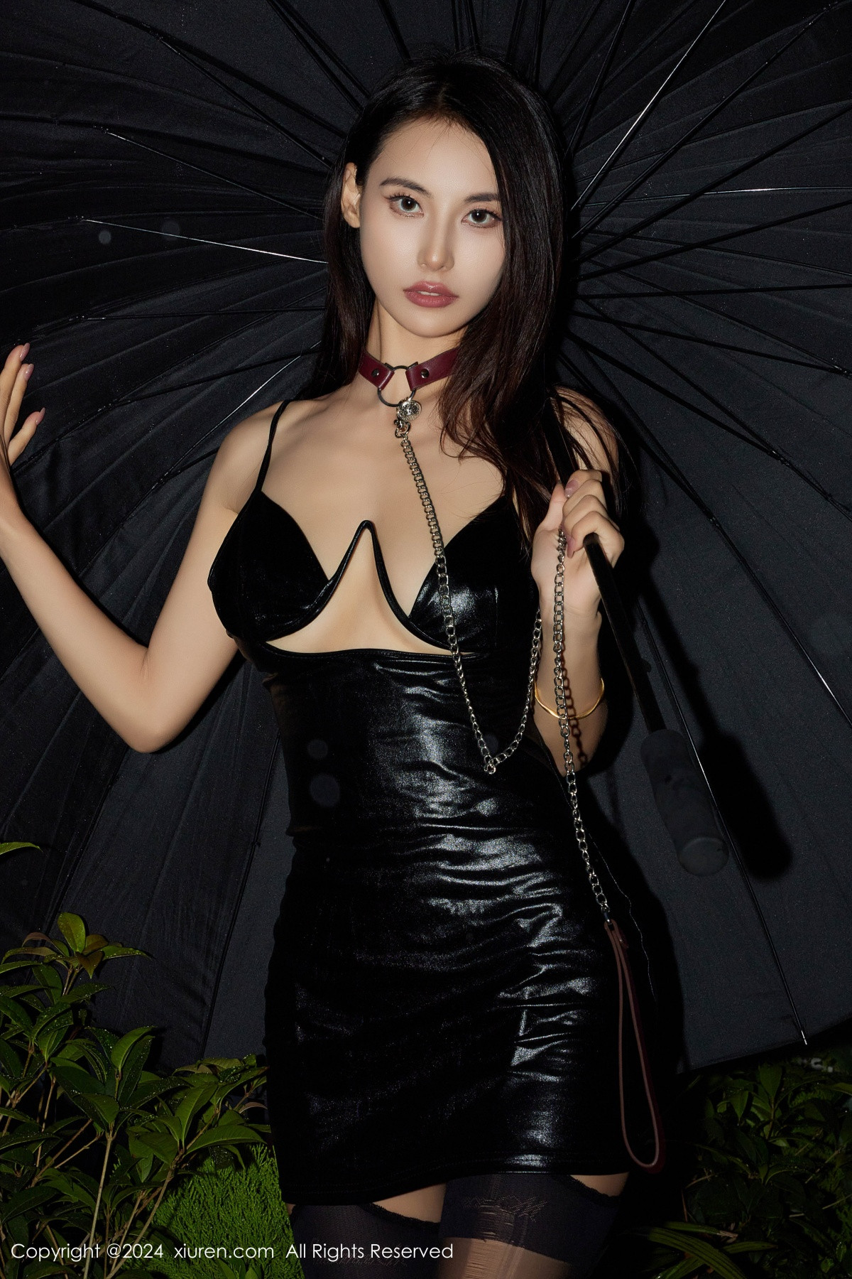 [秀人网] 2024.07.22 No.8895 lingyu69 黑丝美腿  第53张