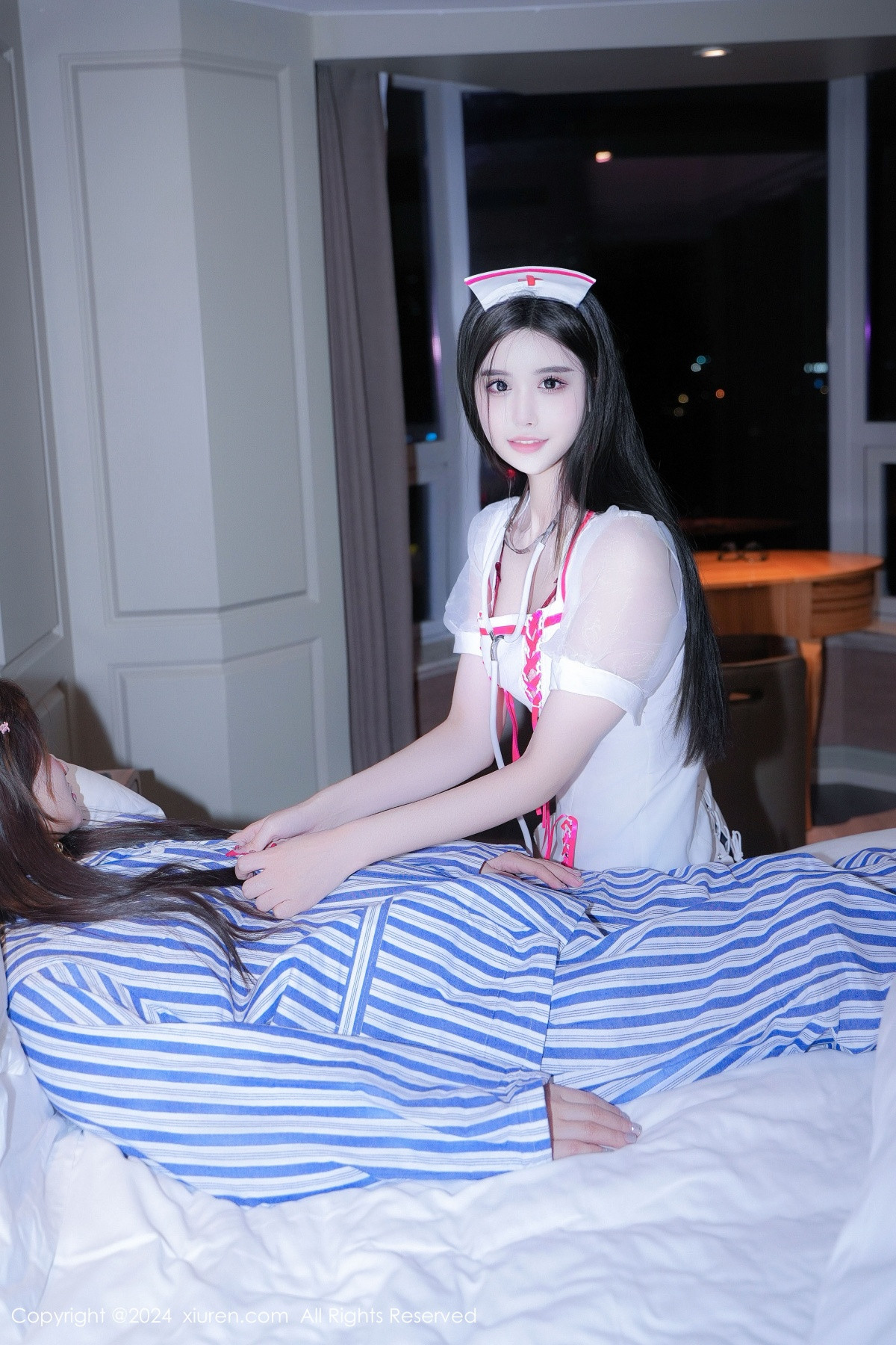 [秀人网] 2024.09.30 No.9241 Erikaki 美腿性感  第64张