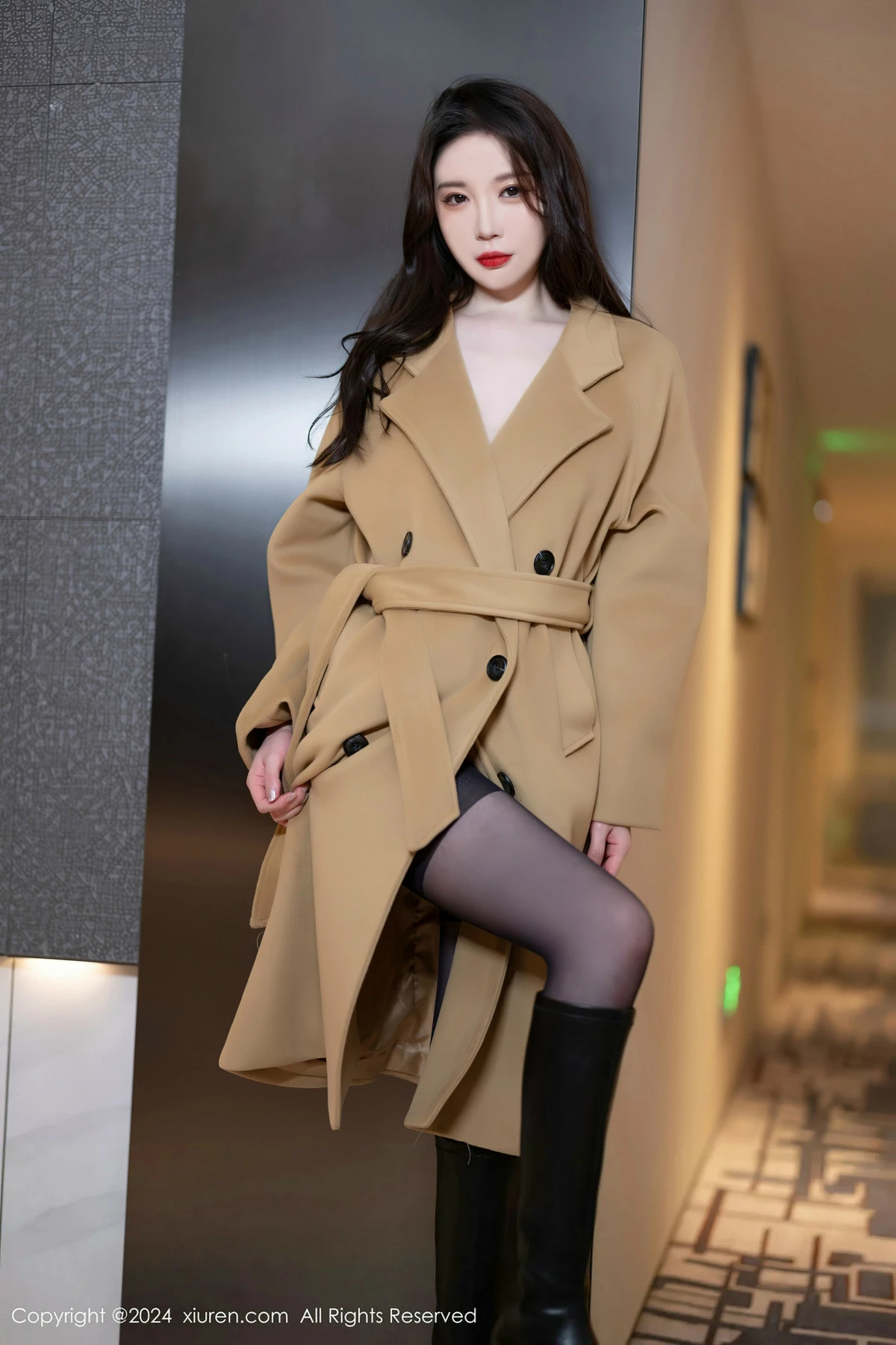 [秀人网] 2024.04.18 No.8414 梦心玥 黑丝美腿  第7张