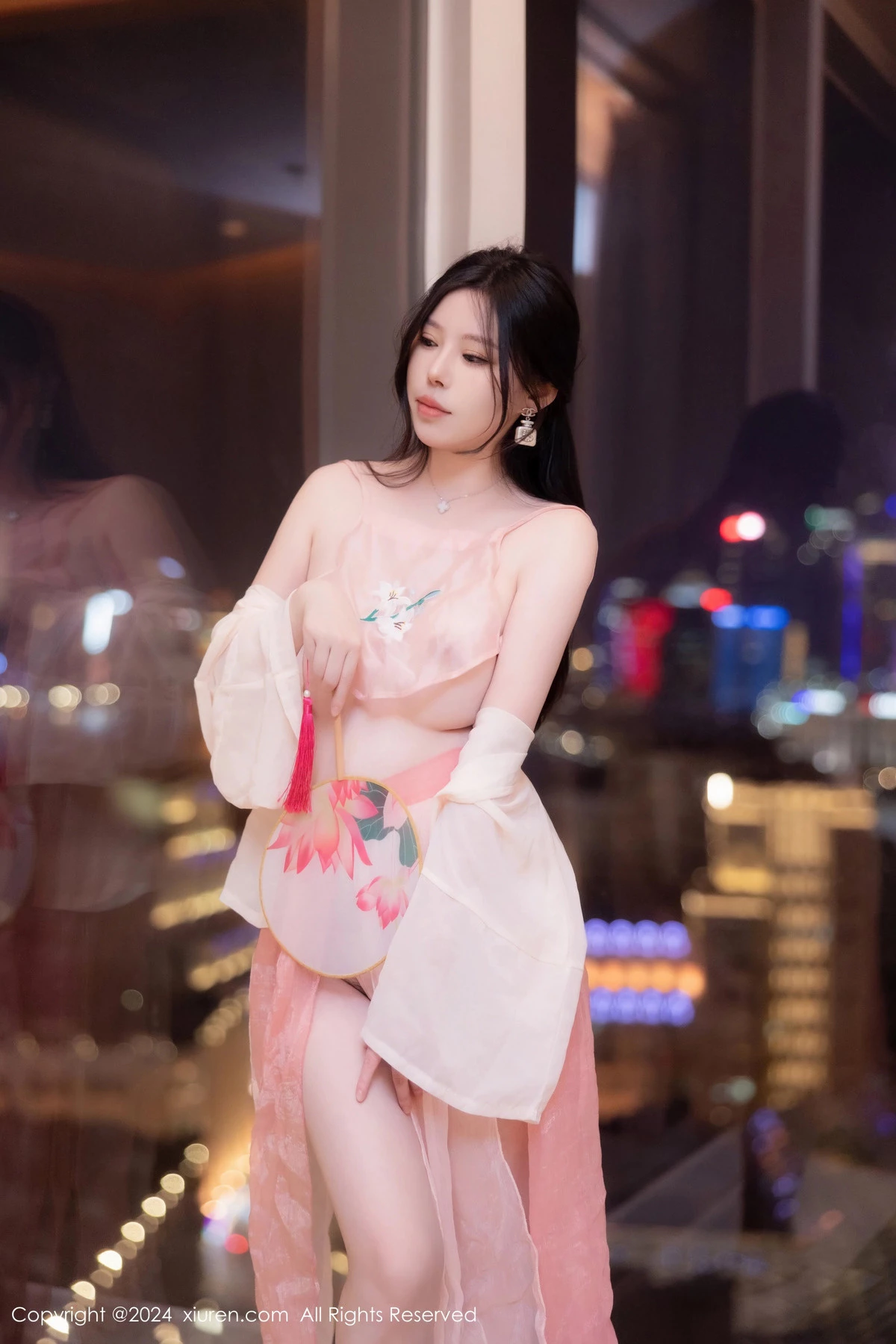 [秀人网] 2024.05.08 No.8503 白茹雪abby 美腿性感  第19张