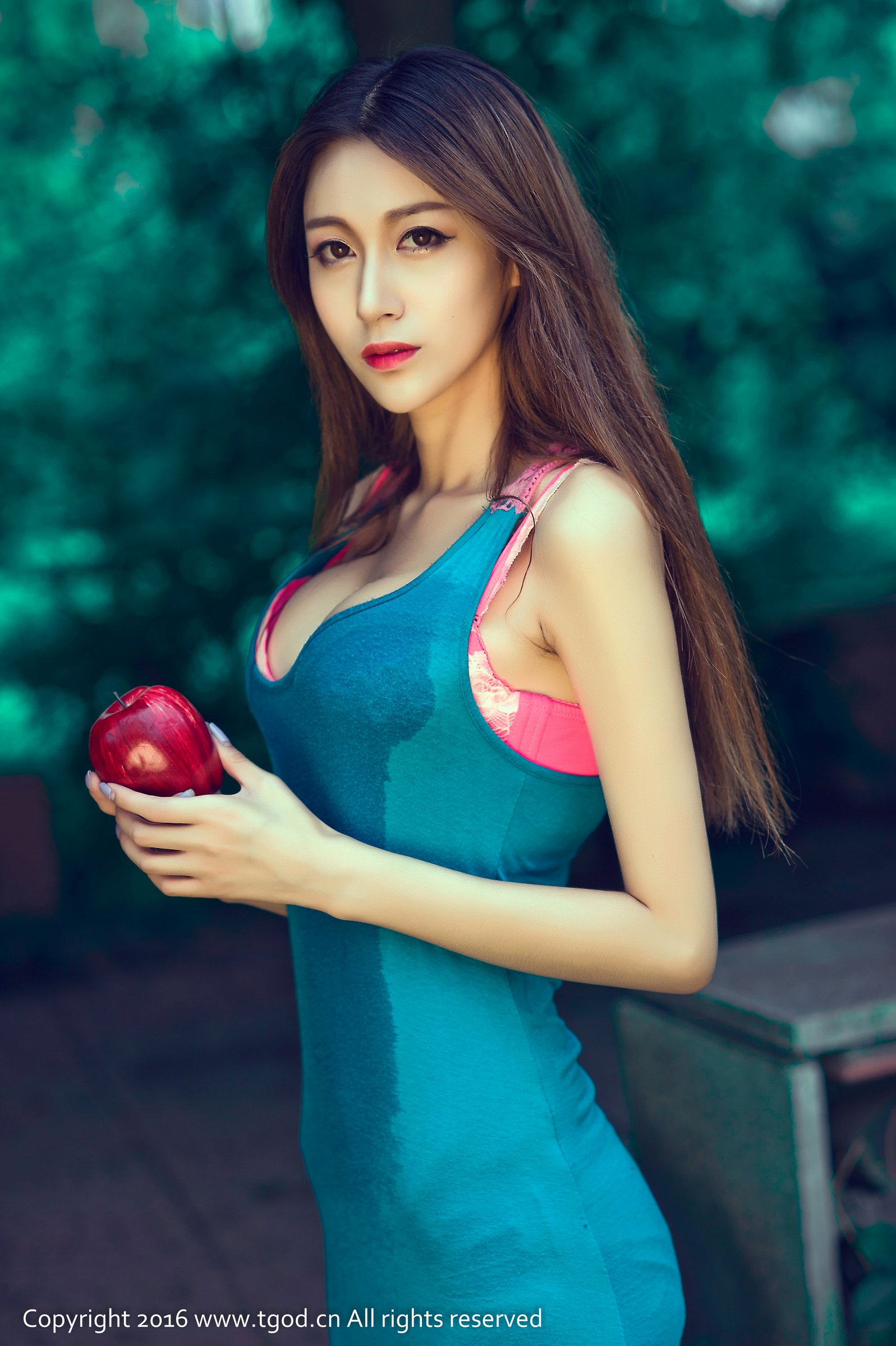 耿晶 [TGOD推女神]高清写真图圆润翘臀真女神  第4张
