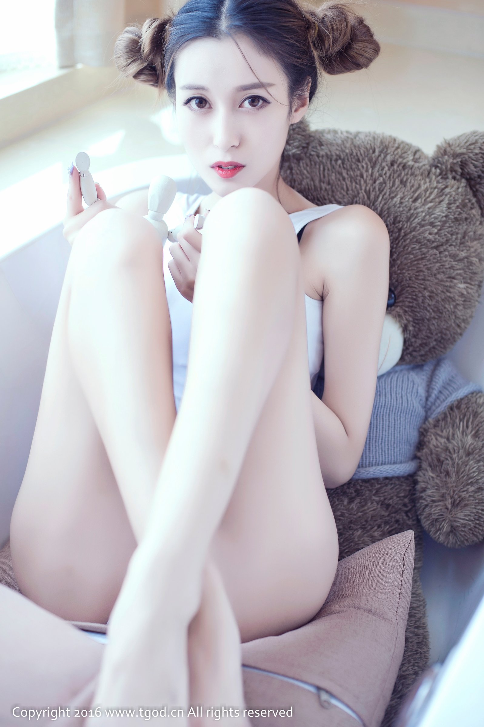耿晶 [TGOD推女神]高清写真图圆润翘臀真女神  第33张