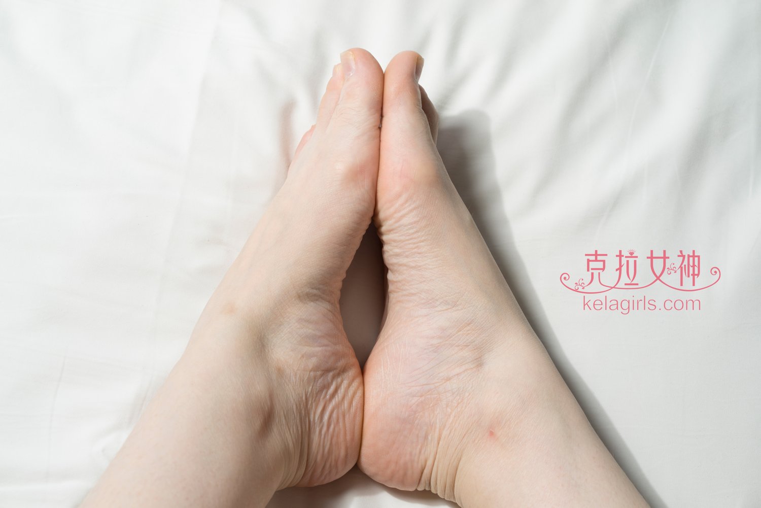 玉足女神嫚予 《履上足如霜》高清美图  第35张