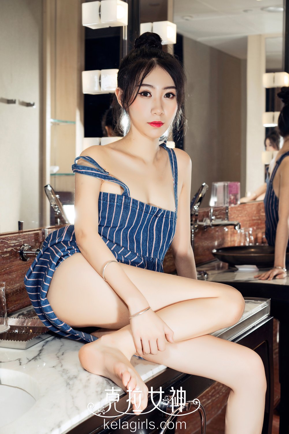 克拉女神小鹿 《金屋藏娇颜如玉》  第6张