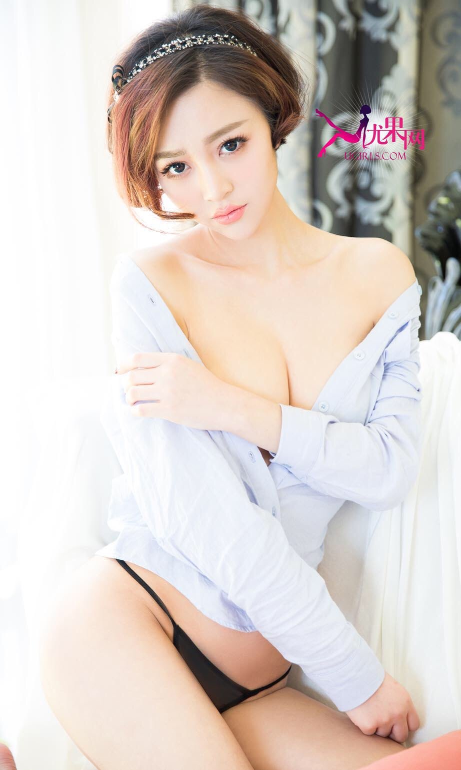 文静 [爱尤物]高清写真图VOL.327 爱上女警花  第17张