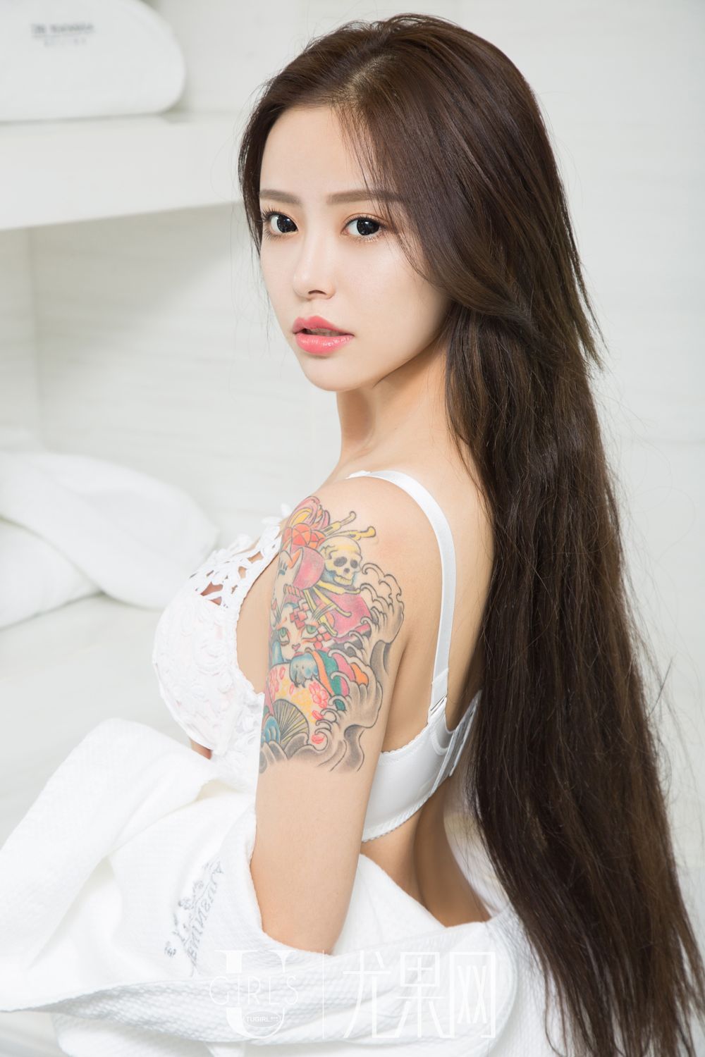汤伊浅&木兰&李焮苒- 美女云集浪漫一夏  第39张