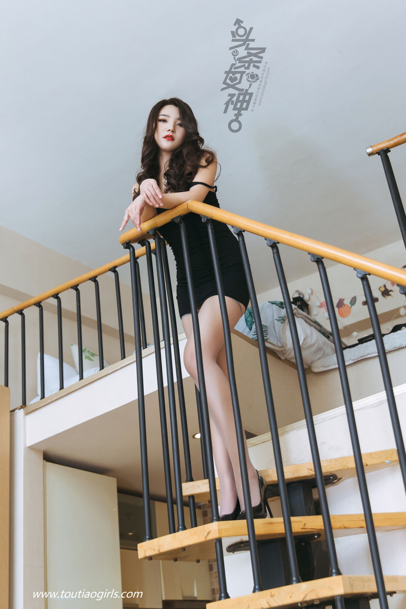 唐嫣儿- 蜜汁熟女1之天生五十度灰  第15张