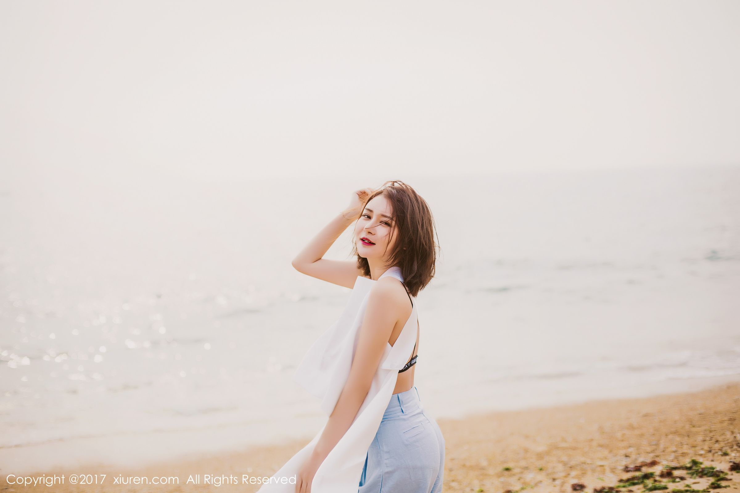 女神廿十妩媚出击 白色如花黑色典雅  第10张