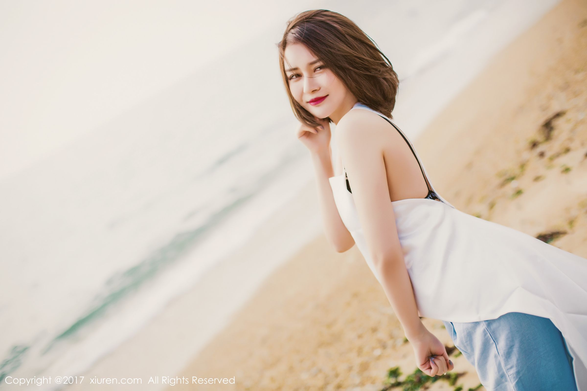 女神廿十妩媚出击 白色如花黑色典雅  第14张