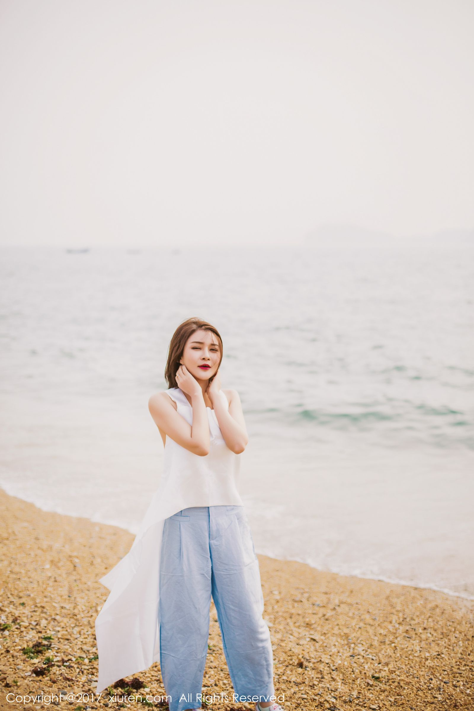 女神廿十妩媚出击 白色如花黑色典雅  第8张