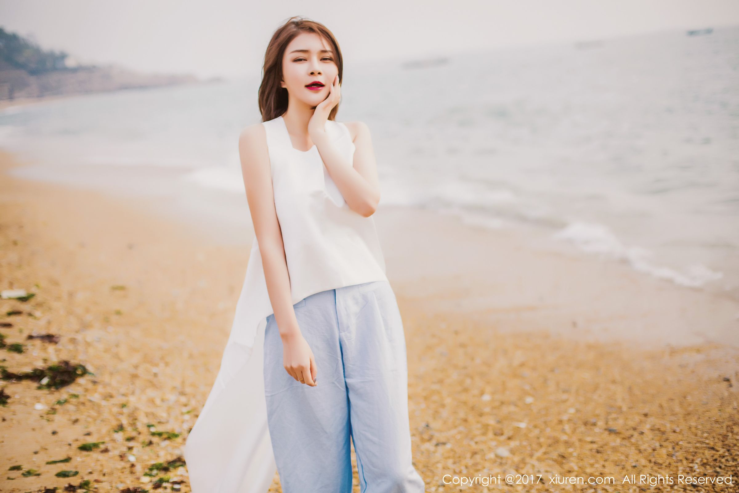 女神廿十妩媚出击 白色如花黑色典雅  第7张