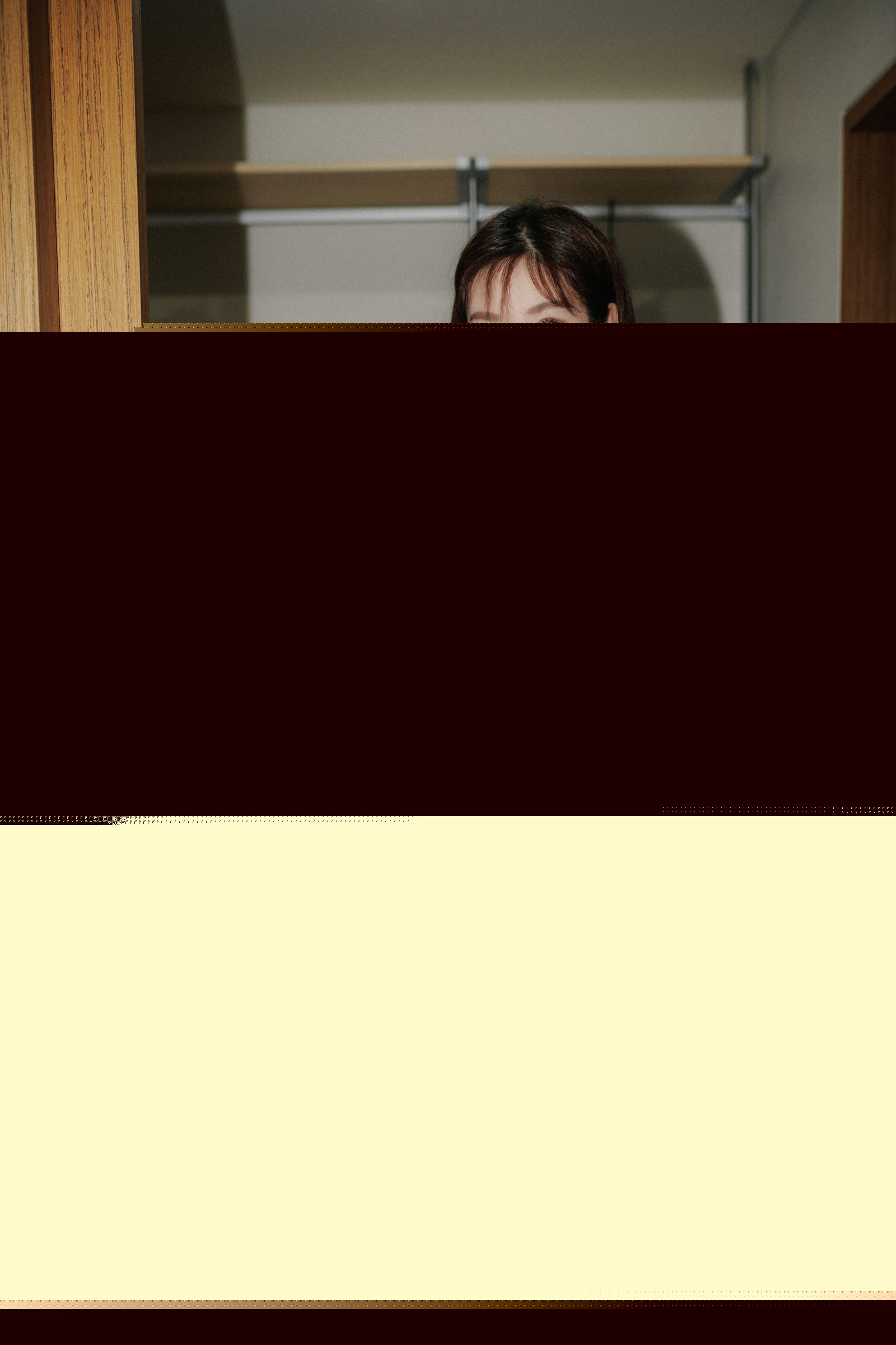 欧派女神易阳Silvia 红色吊带湛蓝比基尼  第5张