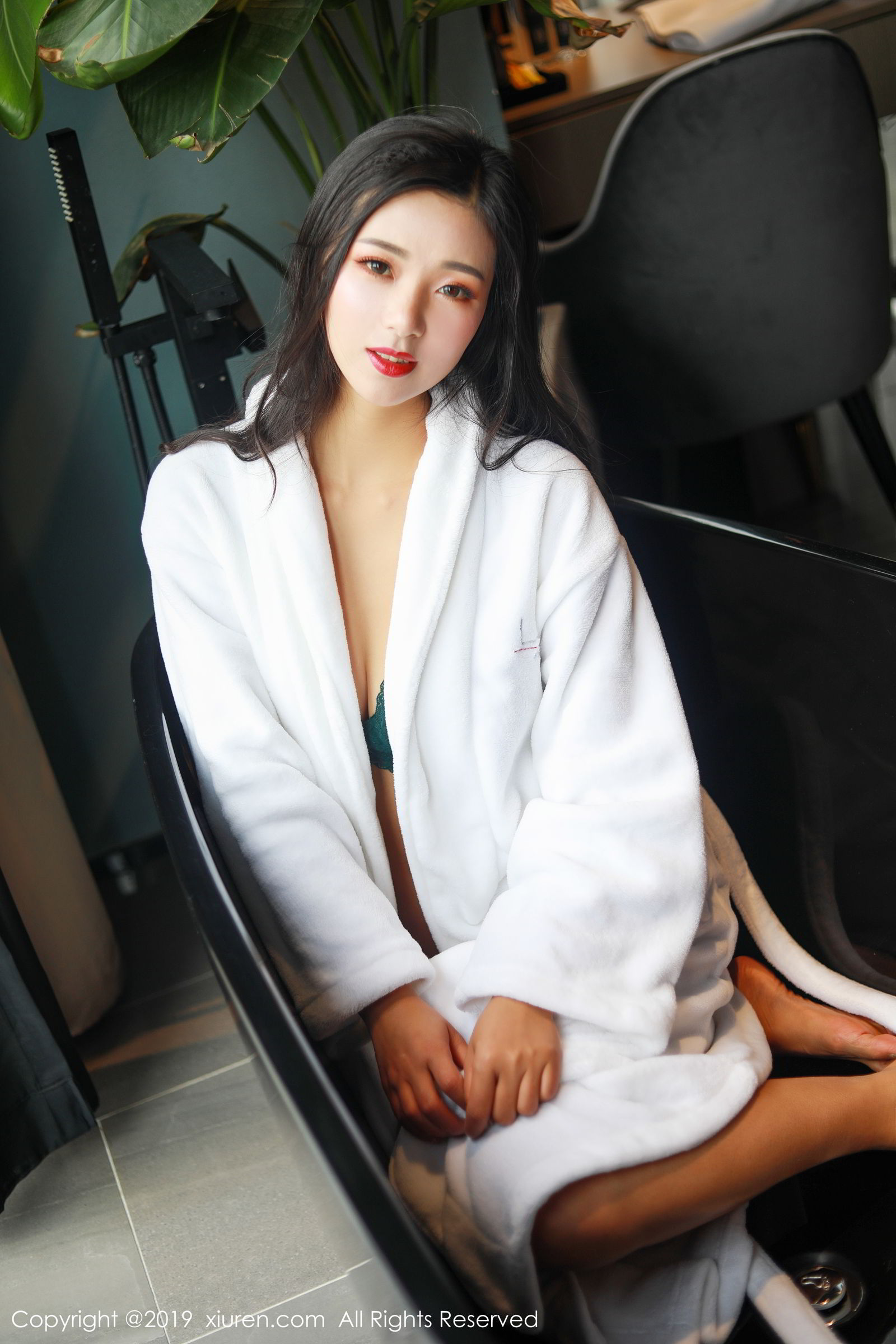 女神模特宋-Kiki 妩媚和服开胸蕾丝  第25张
