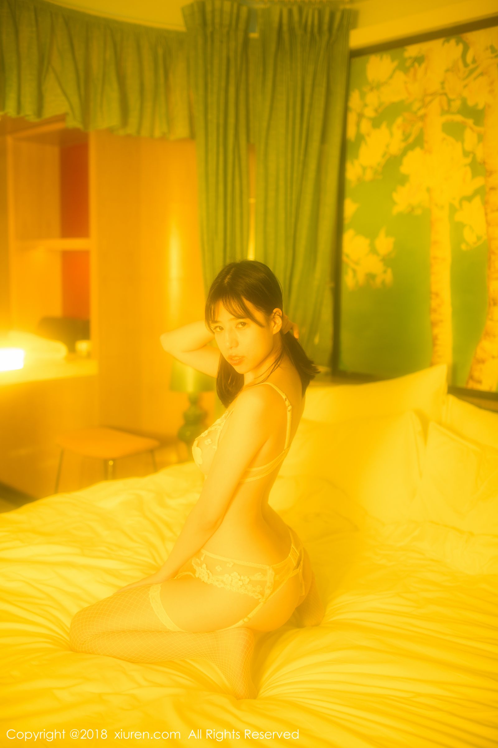 最佳女友艾栗栗 性感私房撩人姿势  第8张