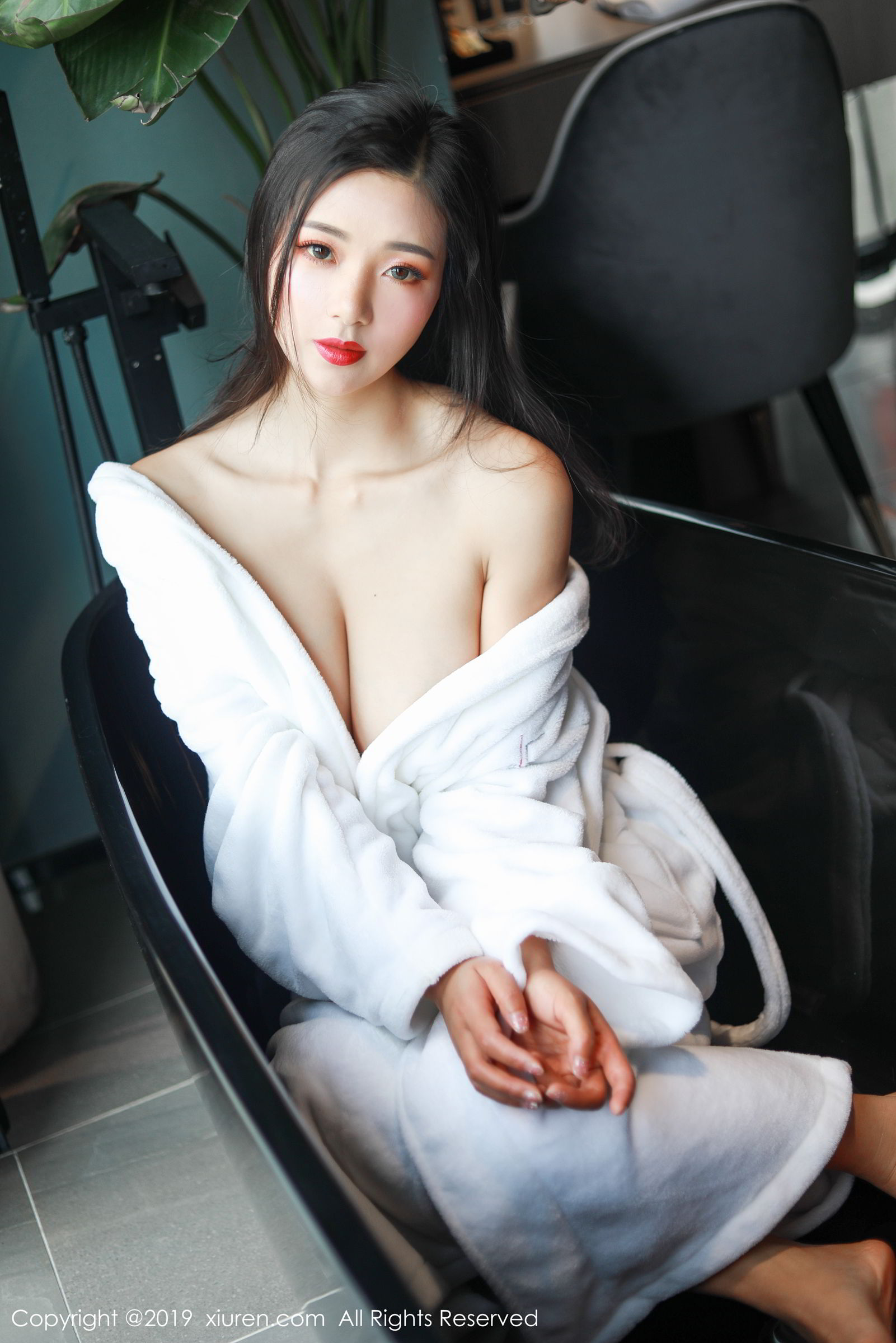 女神模特宋-Kiki 妩媚和服开胸蕾丝  第27张