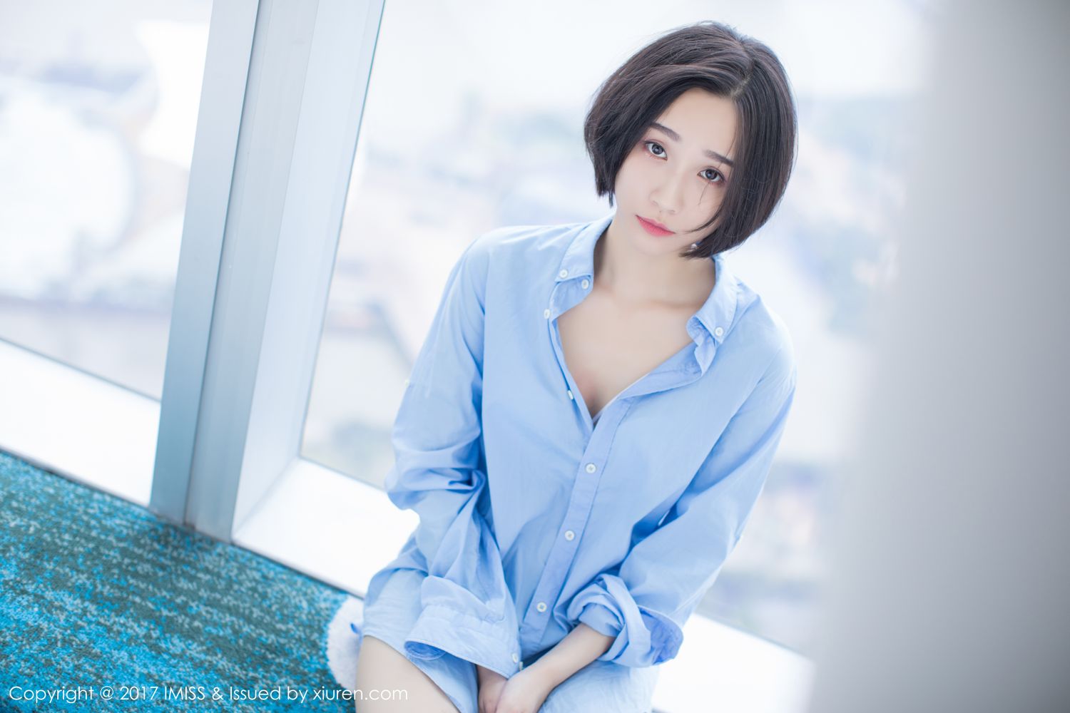 模特Livia如仙女下凡 水润清新诗情画意  第23张